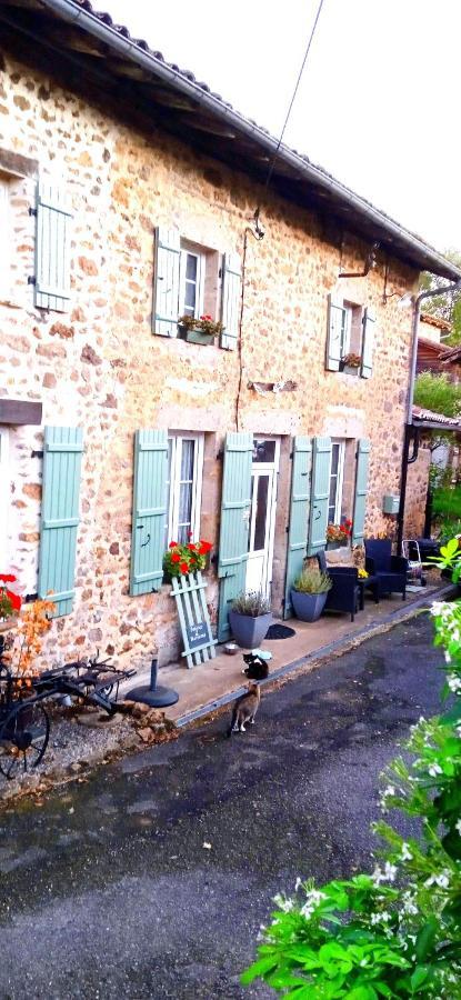Le Chalet Du Coin Videix Kültér fotó